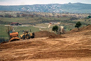 ABRIENDO PASO AL TREN VELOZ.