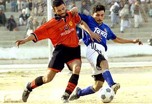 UN 'MADRID- MANCHESTER' EN EL ESTADIO DE  KABUL.