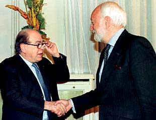 EL DIPLOMÁTICO Y EL PRESIDENTE.