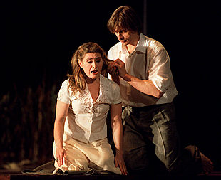 María Bayo y Simon Keenlyside, en    Pelléas et Mélisande .