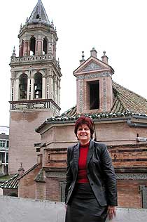 Josefina Cruz, en la sede de su departamento, en Sevilla.