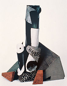  Botella de ron  (1916-17), de Henri Laurens (París, 1885-1954).