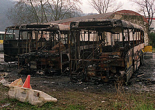 ATAQUE CONTRA AUTOBUSES