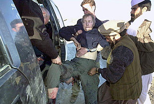 Una periodista canadiense, herida en una emboscada