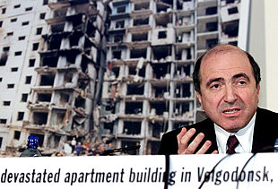 El opositor Borís Berezovski, en Londres, donde acusó a la seguridad rusa de explosionar decenas de viviendas.