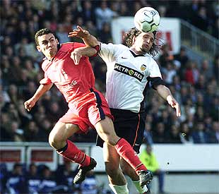 El líder gana a lo grande