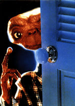 Una secuencia de    E.T., el extraterrestre. 