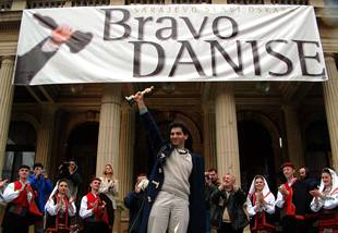 Maradona, con la camiseta de Sónar, en una de las imágenes promocionales del festival.