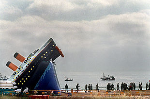 Badalona celebra el inicio de las obras que transformarán su frente marítimo