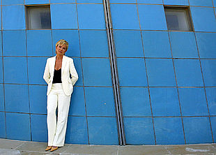 La periodista Inés Ballester, presentadora de    Flashback: regreso al pasado. 