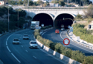 El túnel de San Juan tiene graves carencias en materia de seguridad