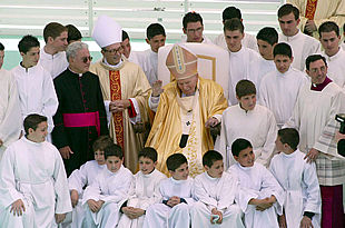 Primer viaje del Papa tras sus problemas de artrosis