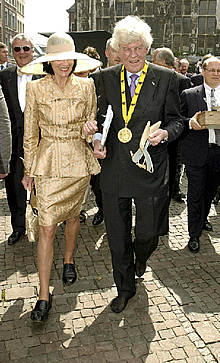 EL EURO, PREMIO CARLOMAGNO.