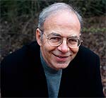 El pensador australiano Peter Singer, autor de 'Ética práctica' y 'Repensar la vida y la muerte'.