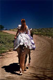Andalucía y los romeros del Rocío 'toman' Montcada i Reixac