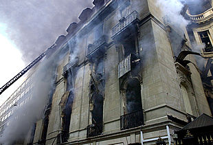 UN INCENDIO DEVASTA LA EMBAJADA DE ISRAEL EN PARÍS.