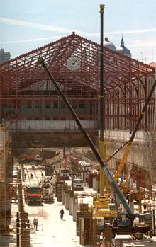 LOS CIMIENTOS DE UN TEATRO