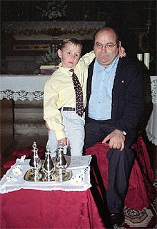 Aleksey Gromico junto a su padre, Valentín Bravo.