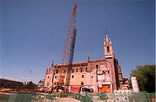 GIGANTES JUNTO A LOS JERÓNIMOS.