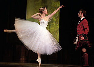 Un momento del ensayo de    La sylphide. 