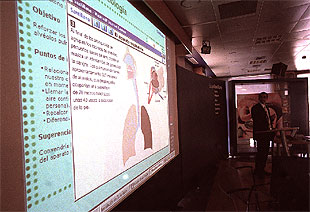 Presentación del primer libro de texto digital de la Editorial Santillana.