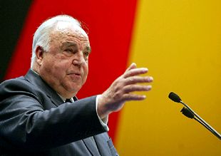 Kohl impulsa el ascenso de los conservadores en Alemania