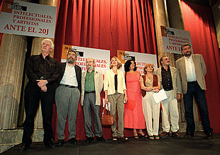 EL APOYO AL PARO DE 800 INTELECTUALES Y ARTISTAS.