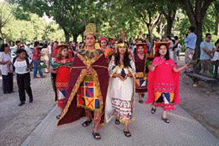 HOMENAJE AL DIOS SOL.