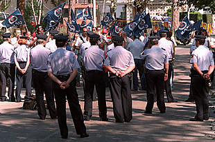 NUEVA PITADA POLICIAL CONTRA EL ALCALDE.