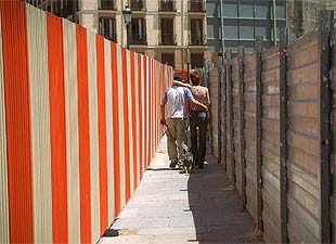 UN PASEO SIN VISTAS.