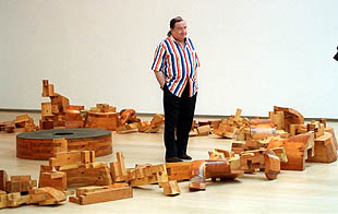 El IVAM repasa 50 años de esculturas de Berrocal