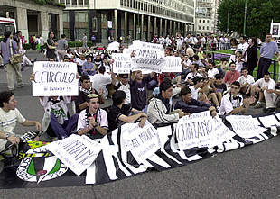 Aficionados del Burgos se manifiestan por calles de la ciudad