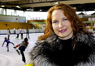 La juez francesa  Le Gougne, cuyo voto hizo ganar a la pareja rusa y que fue suspendida por tres años.