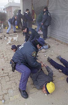Protestas y saqueos en Uruguay