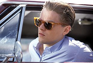 El actor Leonardo DiCaprio, en una escena de    Catch me if you can,  la última película de Spielberg.