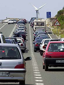 Un accidente mortal causa retenciones de varias horas