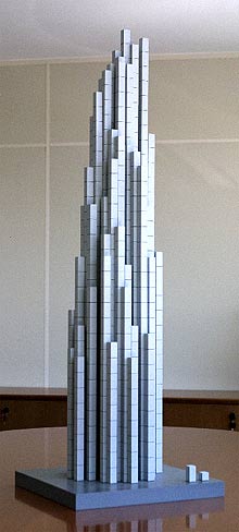 Maqueta de la escultura de Sol LeWitt.