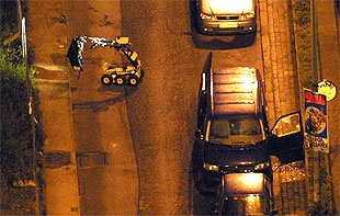 ETA coloca un furgón bomba contra la Ertzaintza en Bilbao