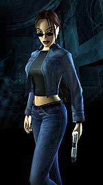 Lara Croft mezcla su carga erótica y la acción trepidante.