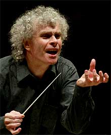 El nuevo director de la Filarmónica de Berlín, Simon Rattle.rnPRIMER PLANO - ESCENA