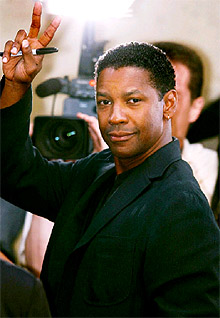 Denzel Washington. PRIMER PLANO - RETRATO
