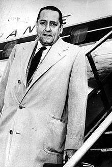 El escritor cubano Alejo Carpentier, autor de    El siglo de las luces .