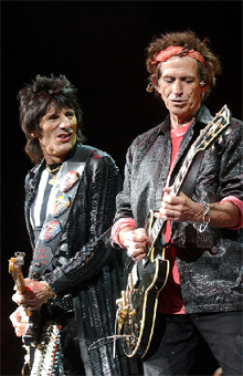 Ron Wood (izquierda) y Keith Richards, durante el concierto en Nueva York.