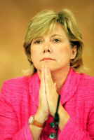 Del Castillo asegura que la cuantía de las becas compensatorias ha crecido un 14%