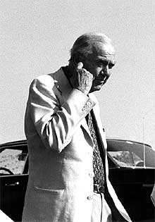 Graham Greene, fotografiado en España.