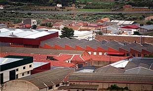 El polígono de Sant Cristòfol, en Cocentaina, donde se han hallado focos de legionela.