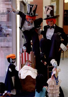 Los títeres invitan a leer teatro