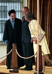 El protocolo marcó la llegada de Jatamí