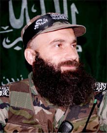 BASÁYEV SE ATRIBUYE EL ASALTO.