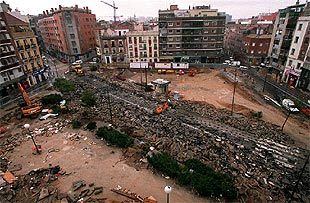 La plaza de San Cayetano, levantada